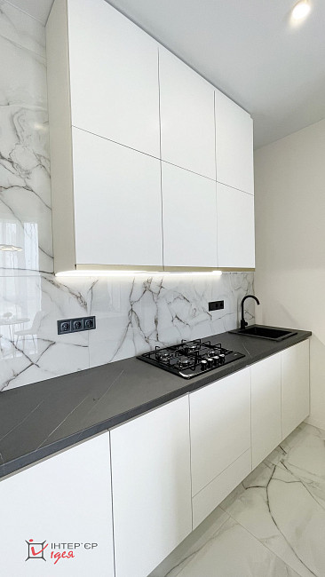 Стильна сучасна квартира площею 45 м²