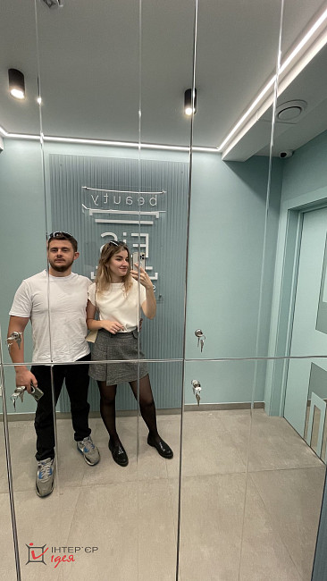 Салон краси &quot;EIS&quot; площею 60 м²