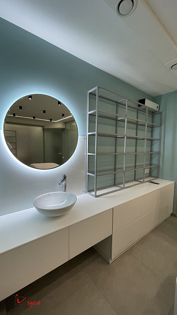 Салон краси &quot;EIS&quot; площею 60 м²