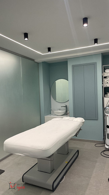 Салон краси &quot;EIS&quot; площею 60 м²